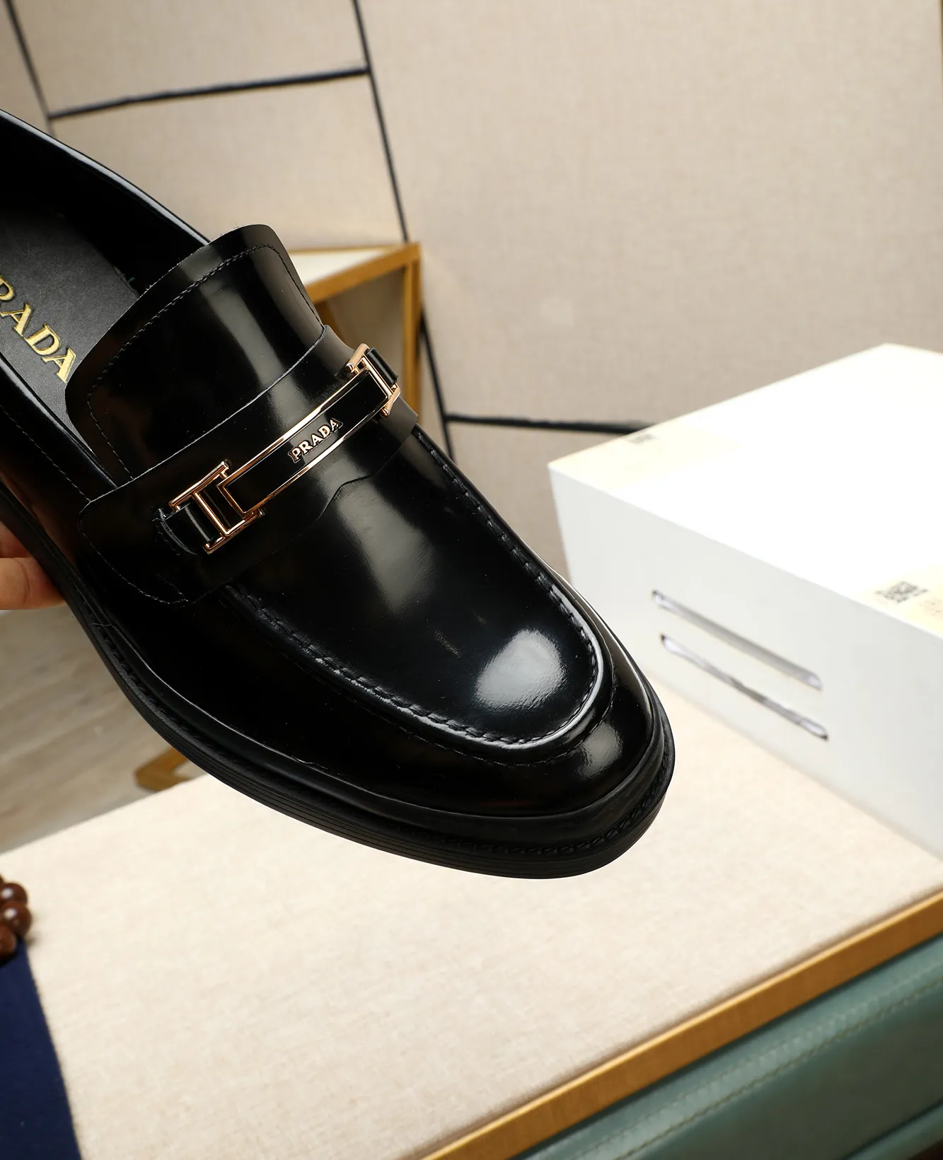 Men's men's shoes 💰540 (water-dyed cow leather) 📛📛PRADA high-end counter's latest formal business leather shoes 👔original and highest quality! Imported from Italy 🇮🇹 first-layer calfskin fabric ➕ cowhide lining Original outsole Formal size: 38➖44 (45 customized)